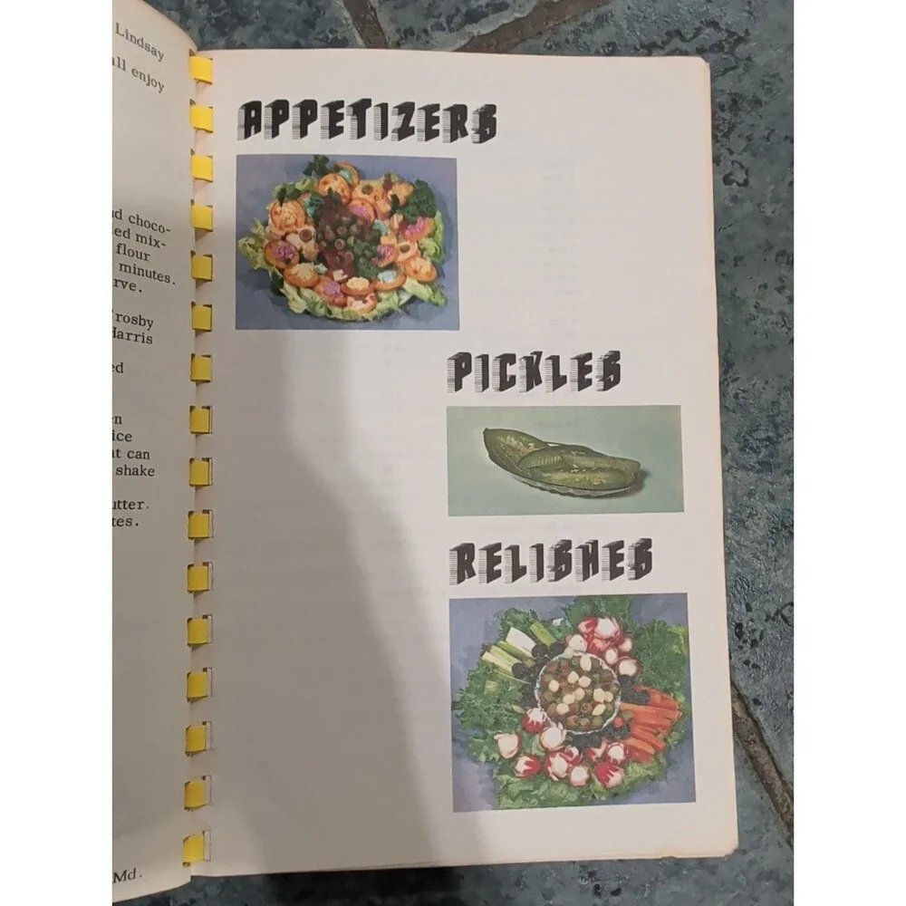 Very Rare Favorite Recipes Of Famous Women 1971 LaVale MD First Ladies Cookbook